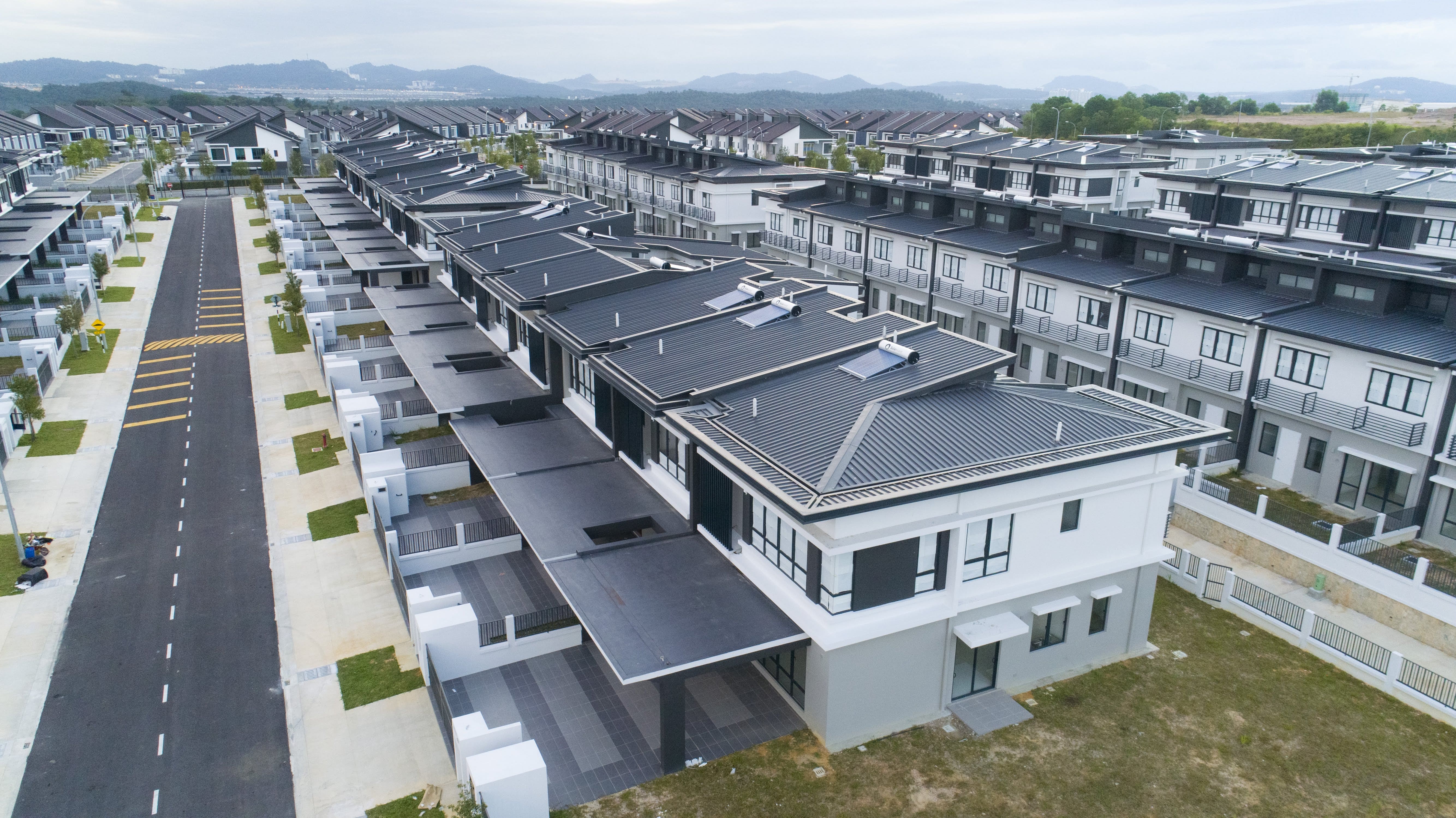 Post-installation maintenance and inspection service